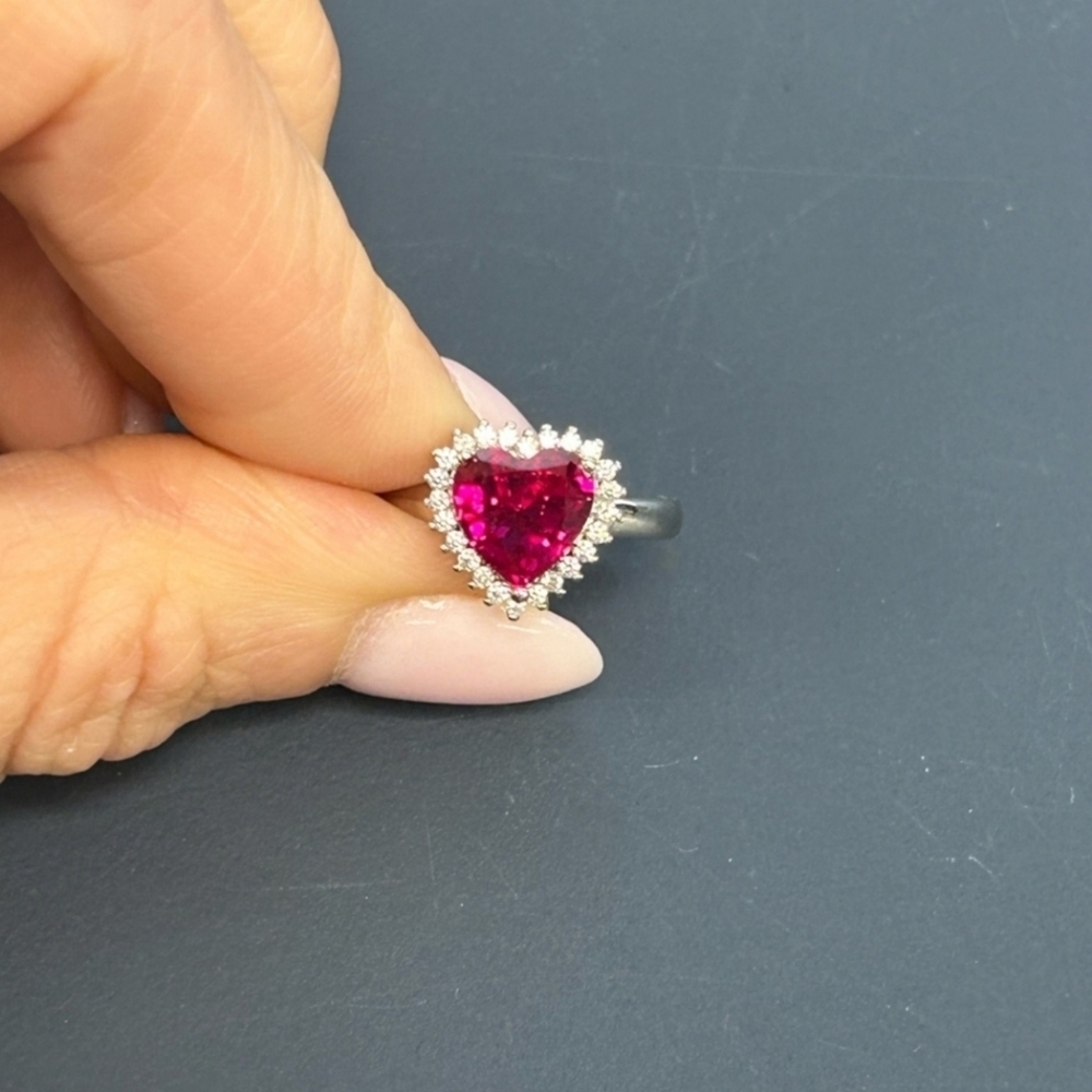 ❤▪️Suzy Levian ▪️ Sterling Silver Cubic Zirconia Engagement Ring Sz 7 - Picture 10 of 11